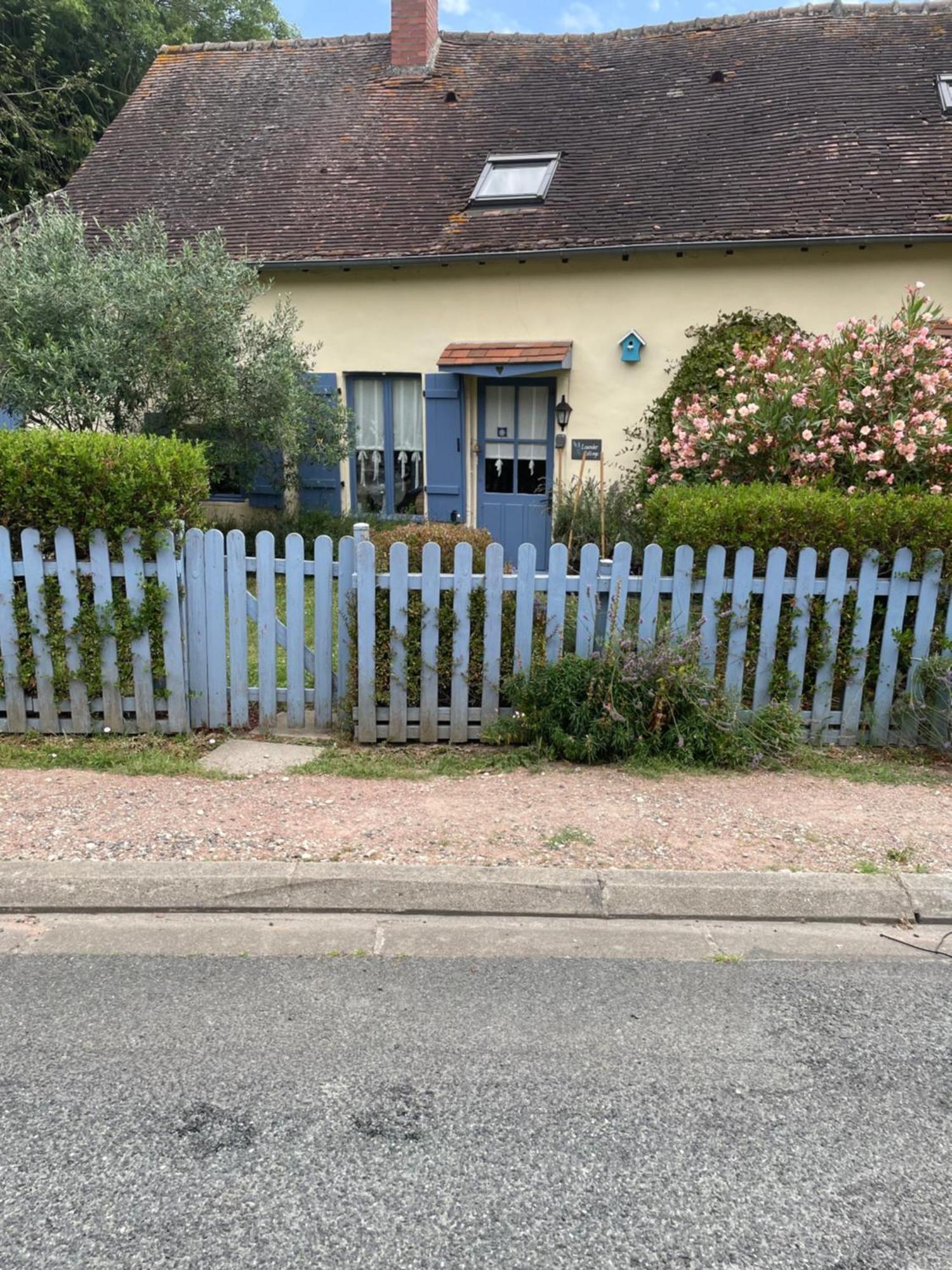 Lavender Cottage Chezelles  Buitenkant foto